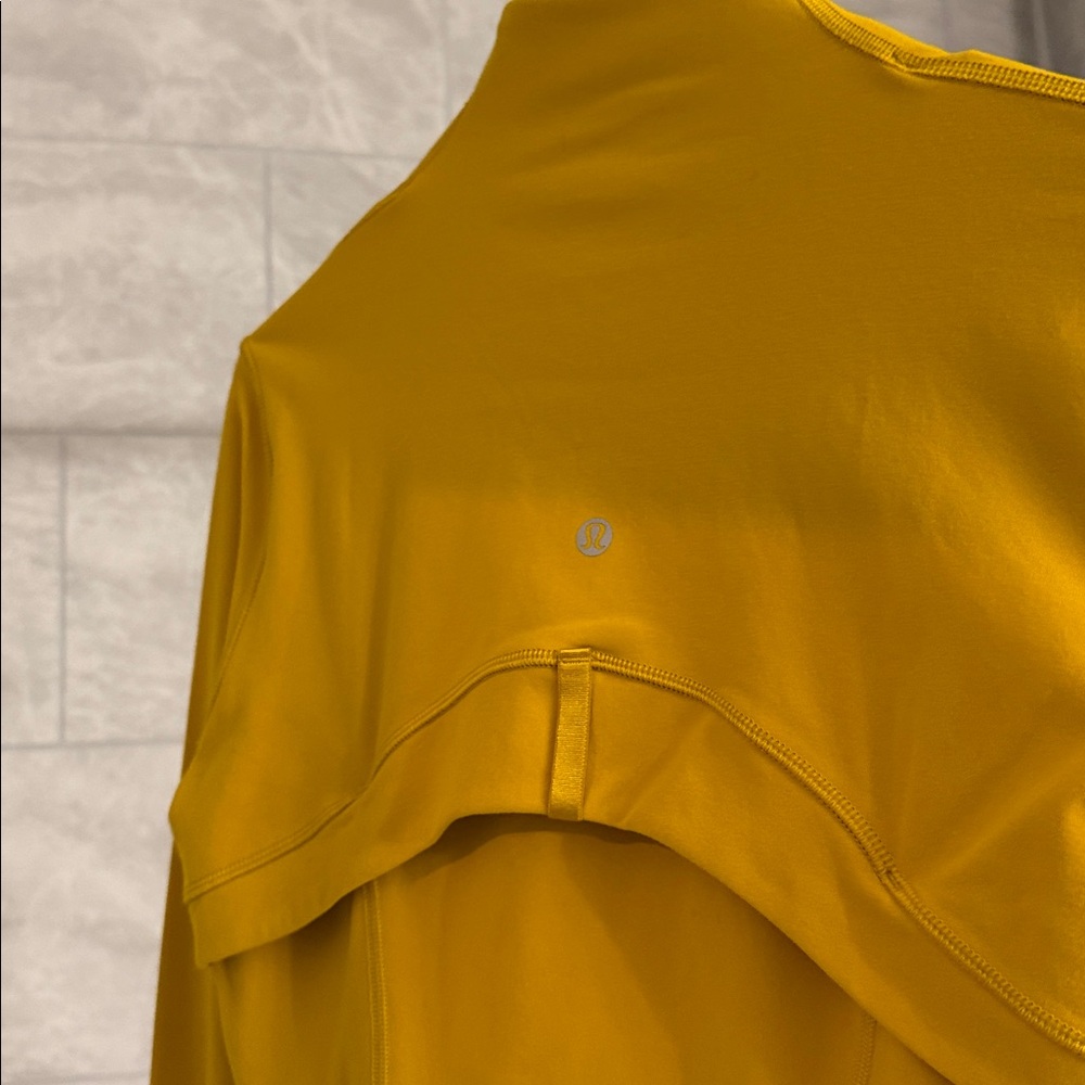 Lululemon define jacket gently worn - Picture 3 of 3